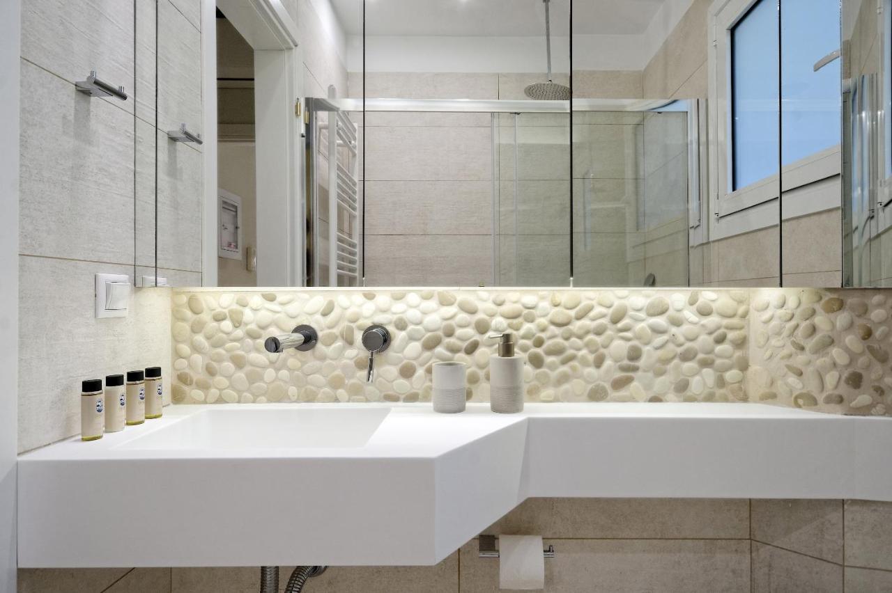 The Fancy Philosopher Apartment Atenas Exterior foto